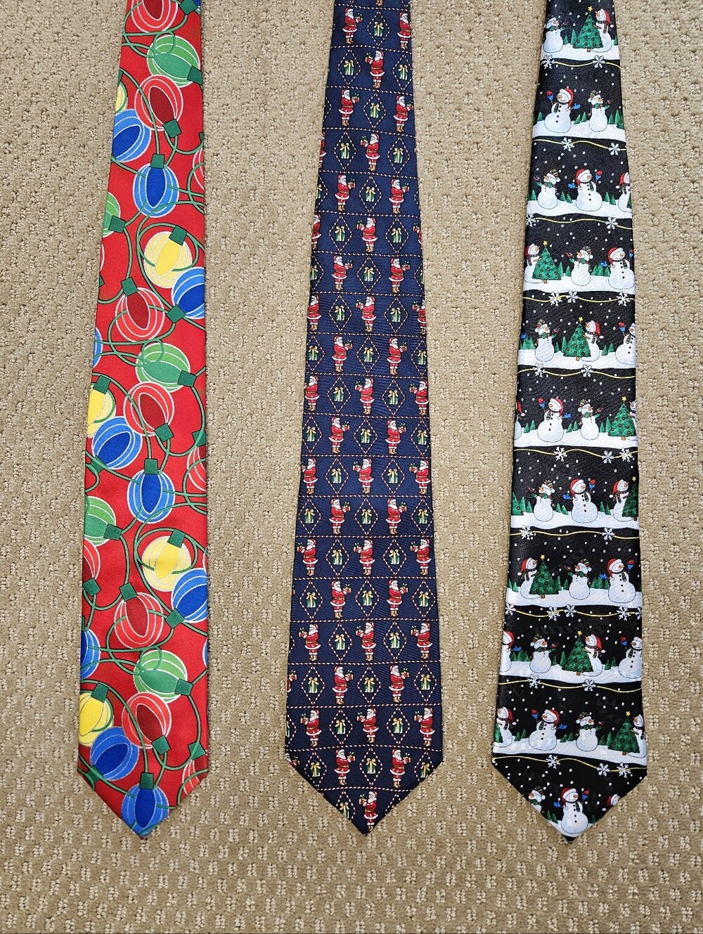 Christmas Holiday Winter ties / bundle of 3 ties / 2 pre-owned & 1 NWT